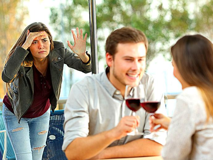 If you saw your friends boyfriend/girlfriend cheating would you tell your friend?