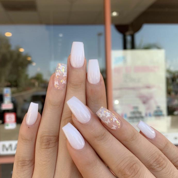 Short nails or long nails, what do guys prefer?