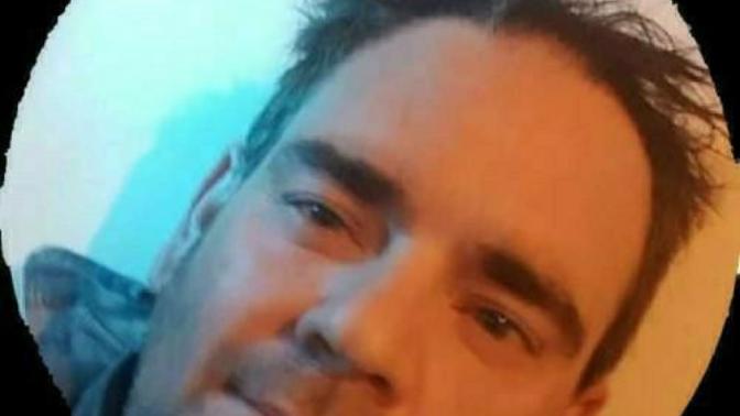 Is this guy sexier than Brad Pitt, Tom Cruise & Keanu Reeves put together?