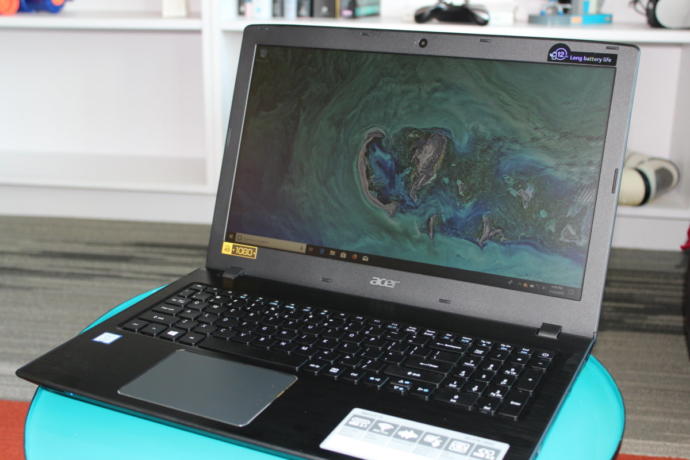 Should I stick with windows 10 or get a macbook?