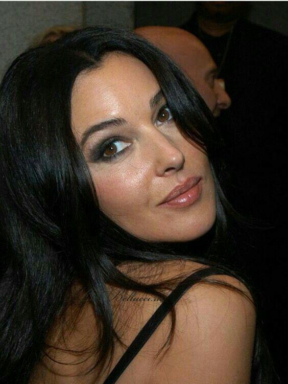 Do you think Monica Bellucci is pretty?