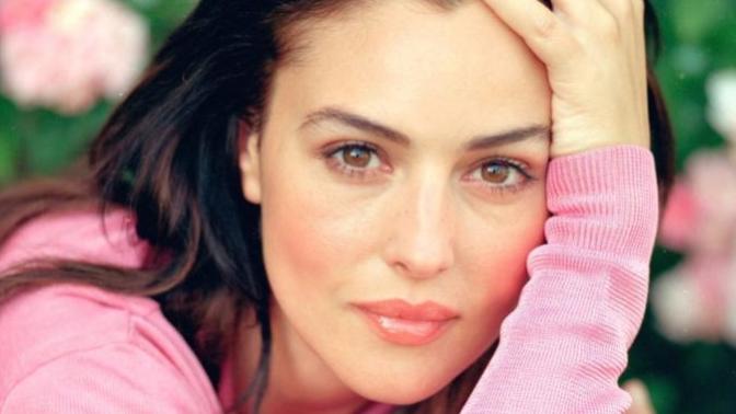 Do you think Monica Bellucci is pretty?