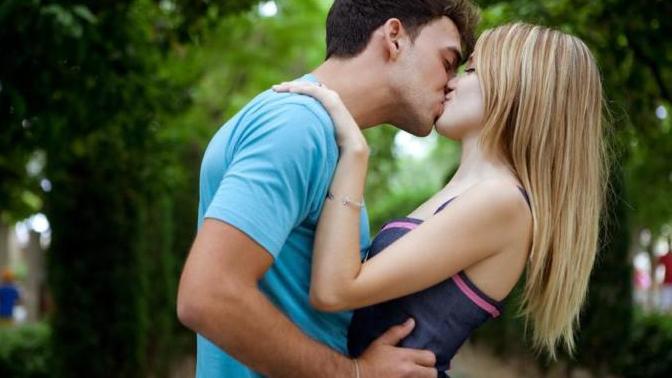 Guys, do you kiss different girls differently? Like depending on interest level or attraction or is your kissing standard for every girl?