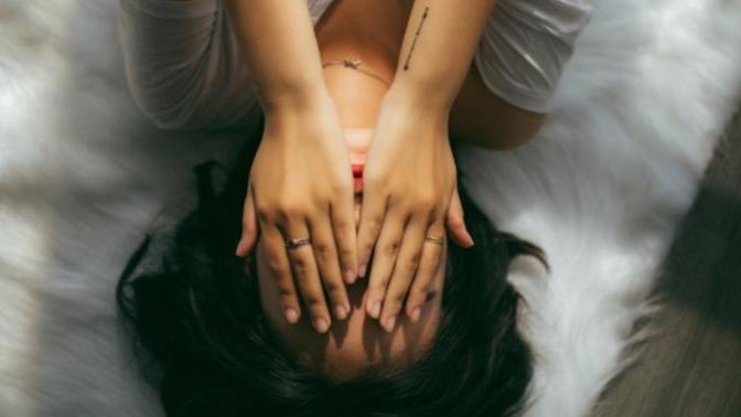 How can daddy issues effect a teenage girl?