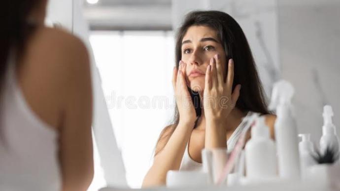 I think Im ugly , why is my boyfriend with me?