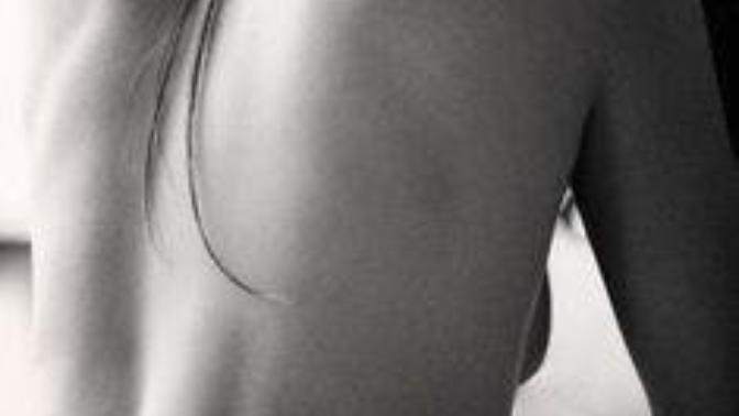 Gals/Guys: Back Scratch or Tickle?