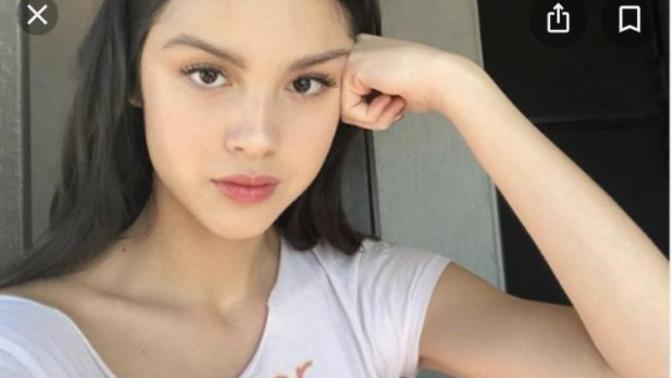 Which American Actress is Prettier Olivia or Sabrina?