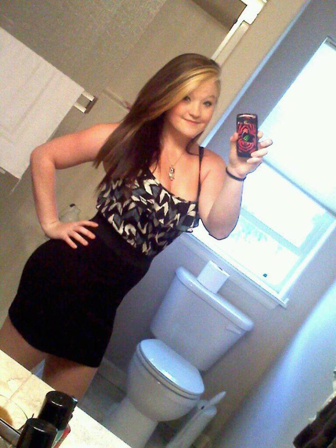 5 ft 5 and 140 lbs.