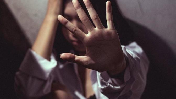 How can you learn to be less paranoid?