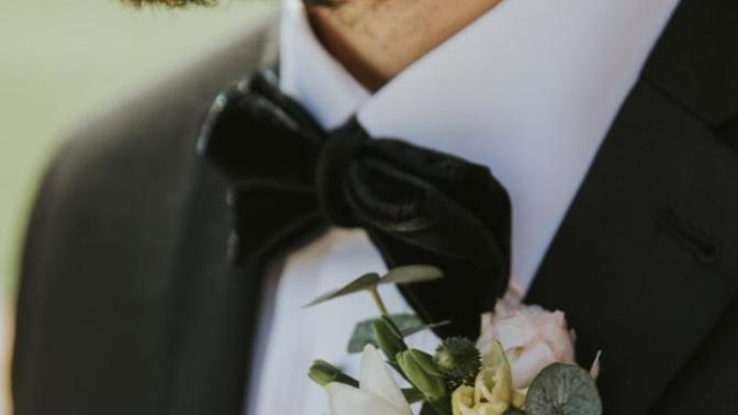 Men if you were to get married what accessory would you prefer to wear?