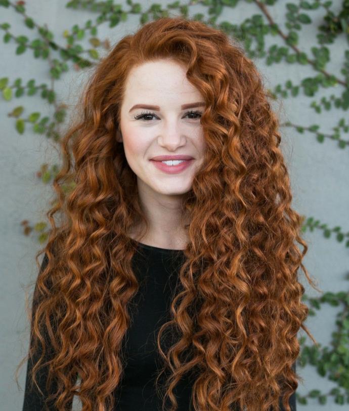 What country like redheads and pale skin?