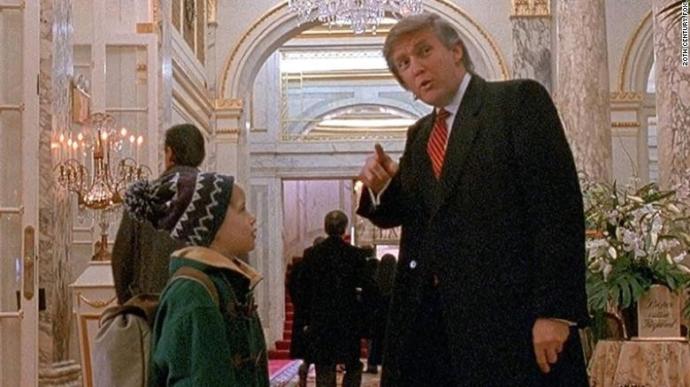 Macaulay Culkin wants Donald Trump digitally removed from home alone 2?
