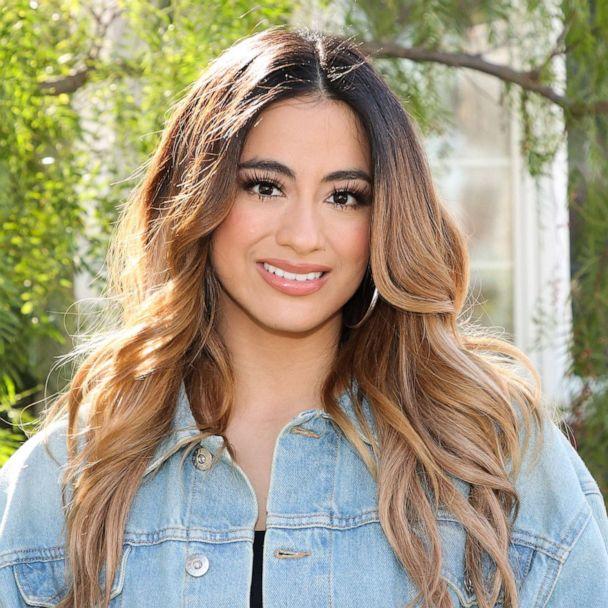 Whos the hottest girl from Faith harmony pick 2 because Im cheating vote goes to number one ?