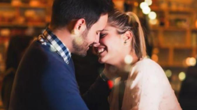 Should I keep texting a guy who's avoiding our second date?