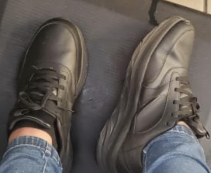 Which work shoes should I buy, please help me pick?