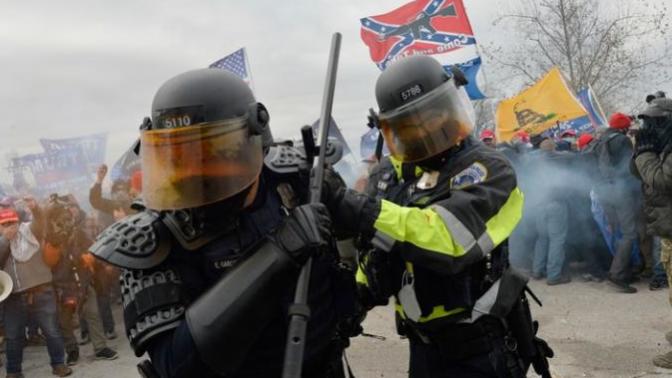Why does "BLUE LIVES MATTER" - ONLY MATTER- when they are going after BLM protesters and not you when you knowingly and willingly attack them?