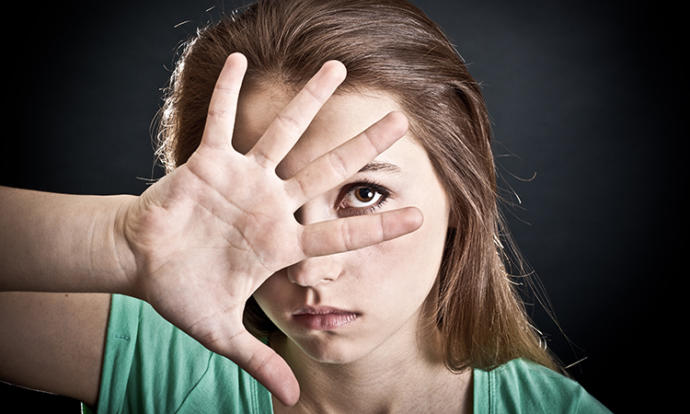 Look but dont touch - how do you deal with someone who hates being touched?
