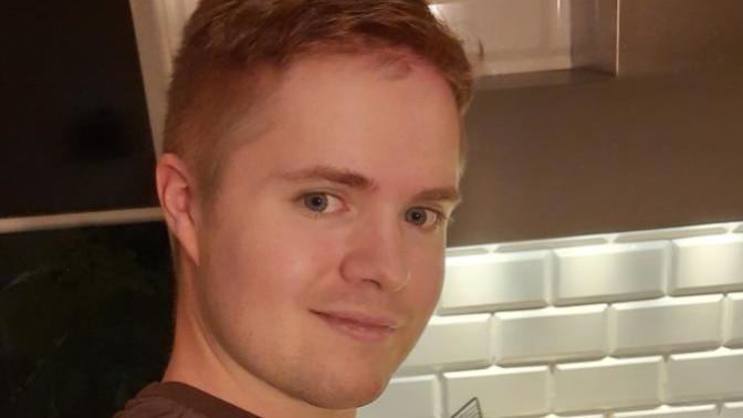 Girls, neat or messy hairstyles, what is best on men?