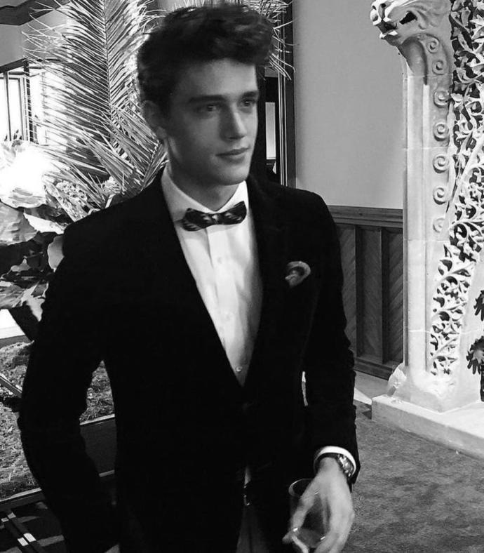 Can you be honest if girls are still into guys that dress classy?