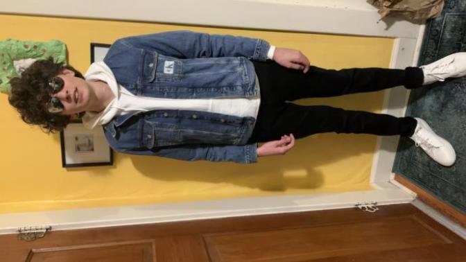 What outfit would look the beat on me to impress crush?