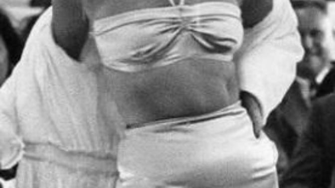 What Would You Consider this 1949 Model's Body Type To Be?