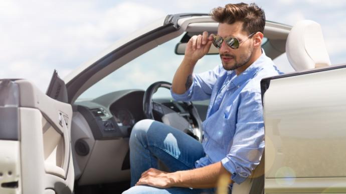 Romantic deception: Curious what goes on in a mans mind when he chases another woman while in a long relationship? Guys how far will you go to cheat?