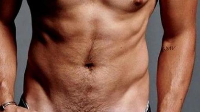 Why are guys ribs normally visible, but females are not?
