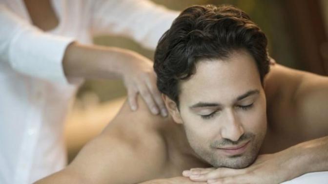 Do you think women should be the ones to treat men on Valentine's day?