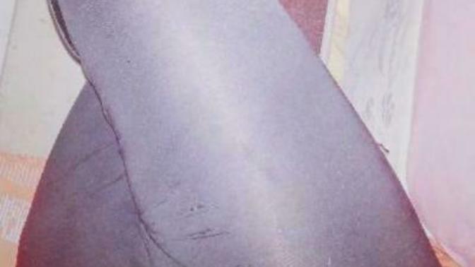 Girls, I'm a man, but I love wearing tights. Does it look good?