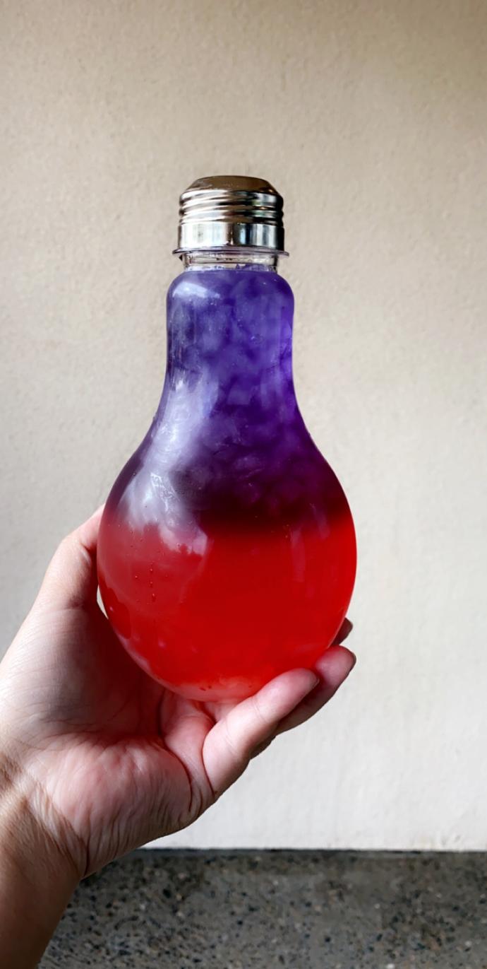 This one always look a little magical to me as the butterfly boba drink & comes with this cuteass lightbulb cup! :D hehe