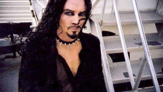 Could you date a goth?