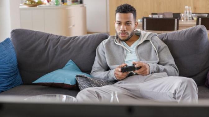 Is it silly to get upset when my boyfriend asks for alone time but is online gaming with his friends?