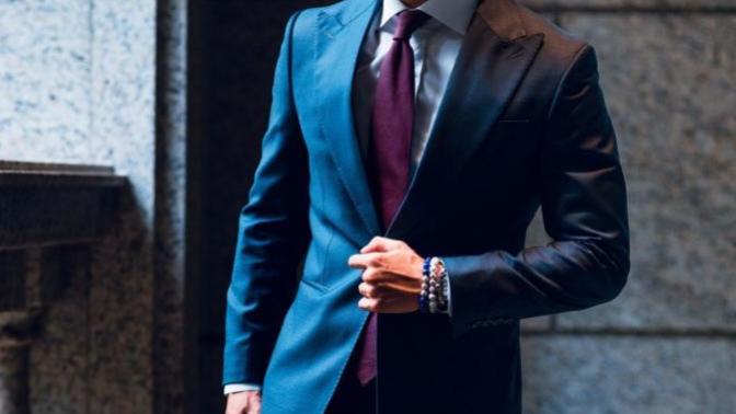 The clothes makes the man, do you agree or disagree with this?