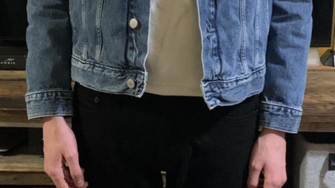 What outfits do you woman or girls think would look best on me?