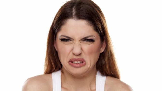 Guys has there ever been something really gross a woman did that turned you off from wanting to date them? If so what?