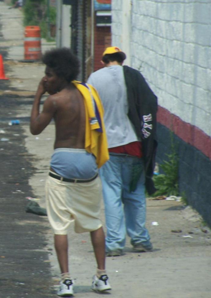 Sagging / baggy jeans?