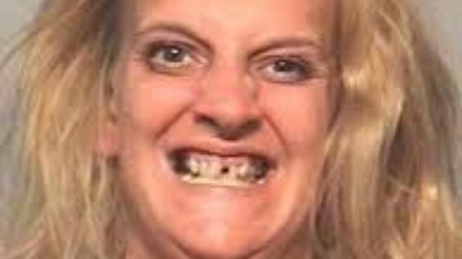 Guys, would you date her?