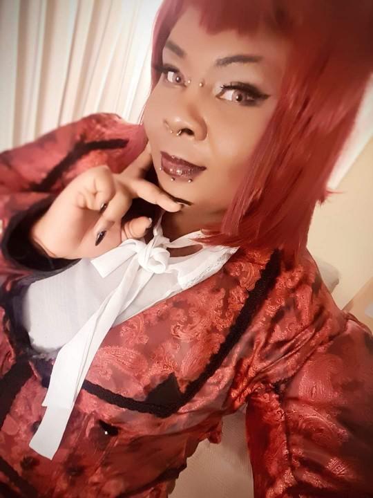 Which hair colour suits me more?