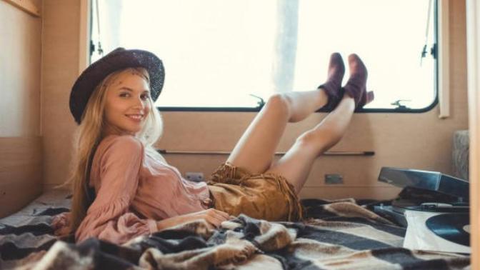 Would You Date a New Age Hippie?