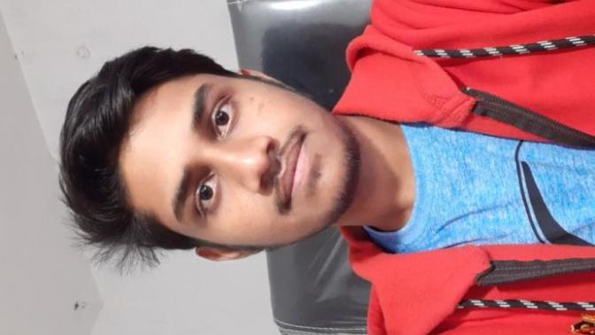 Suggest Some Good Hairstyle That Suits On Me?
