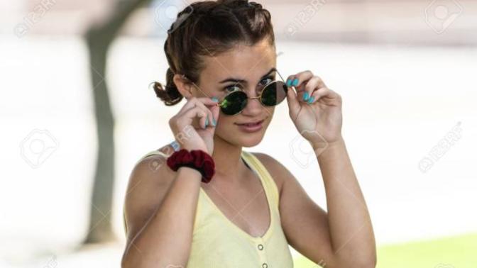 Do you find this sunglass gesture attractive?