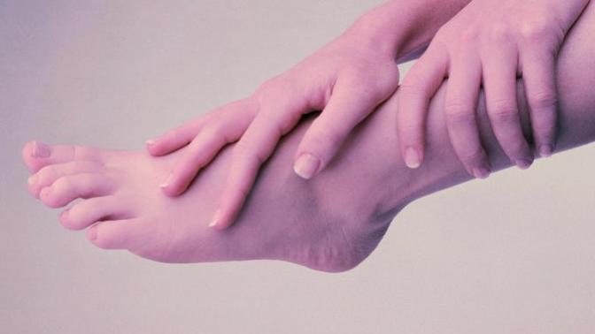 Is having a dead cold touch a turn off in someone you want to date?