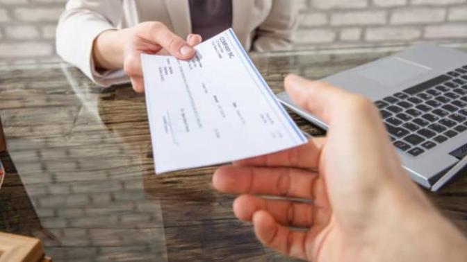 Don't lie: Are you currently able to support a family unit of 4 or more with one income in the household according to 21th century living standards?