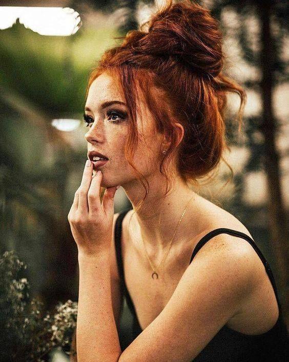 What hair colour does your ideal girlfriend have?