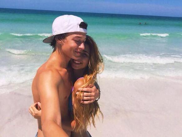 Beach, a good first date idea?