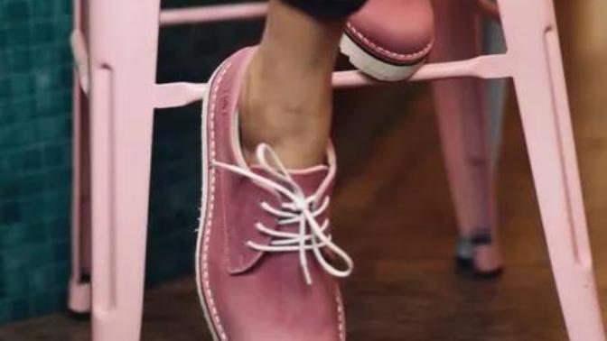 What colour of these shoes do you think is the best?