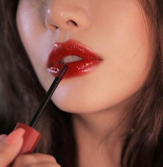 Which lipstick color is better?