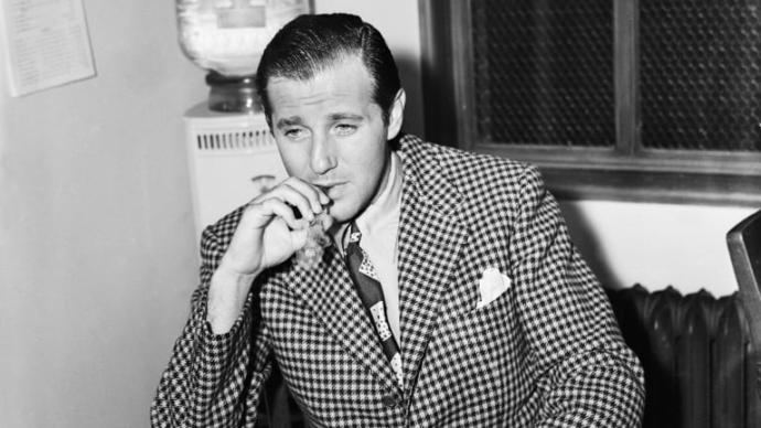 Ladies if you got the opportunity to date a mob boss would you?