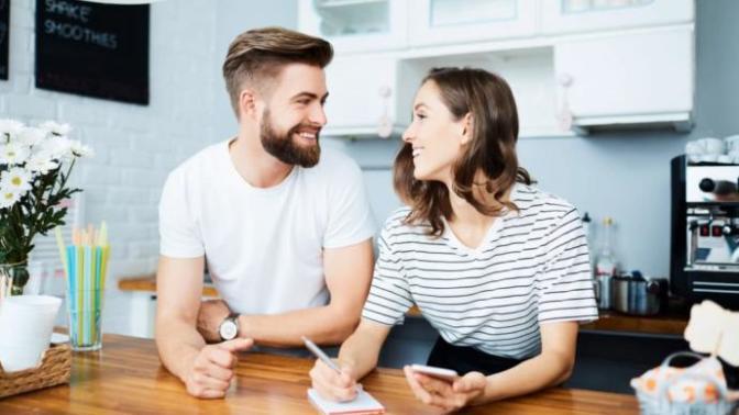 Whats the difference between a guy flirting with you vs just being friendly?