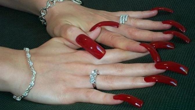 Should fast-food workers be ALLOWED to have LONG NAILS?